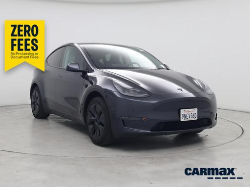 Gray 2024 Tesla Model Y Long Range