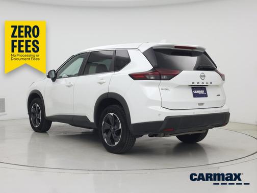 White 2025 Nissan Rogue SV