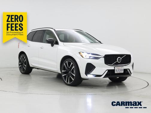 White 2024 Volvo XC60 B5 Ultimate Dark Theme