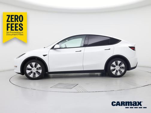 White 2024 Tesla Model Y