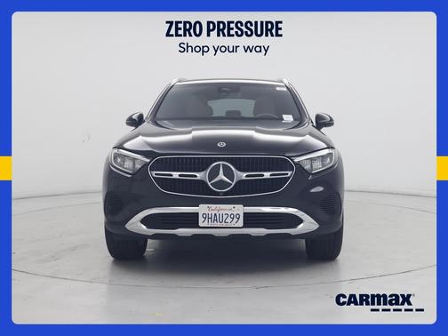 Black 2023 Mercedes-Benz GLC 300