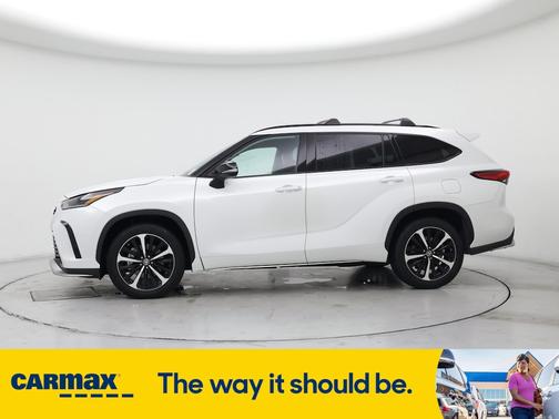 2022 Toyota Highlander XSE