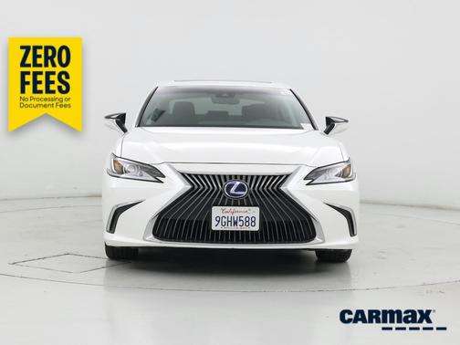 White 2021 Lexus ES 300h