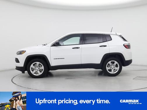 White 2023 Jeep Compass Sport