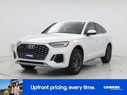 White 2023 Audi Q5 Sportback S-Line Prestige