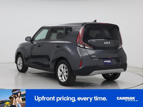 Gray 2025 Kia Soul LX