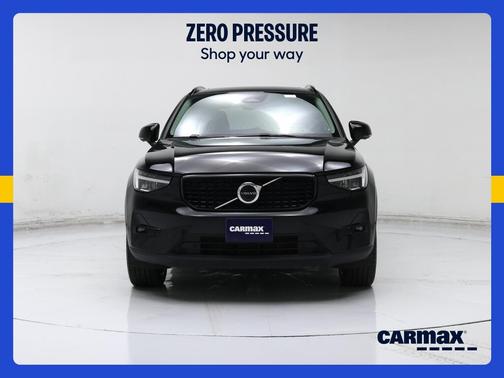 Black 2025 Volvo XC40 B5 Plus Dark Theme