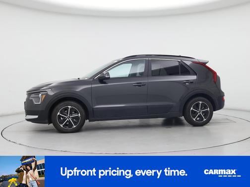 Gray 2025 Kia Niro EX