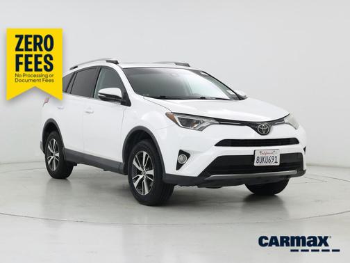 White 2018 Toyota RAV4 XLE