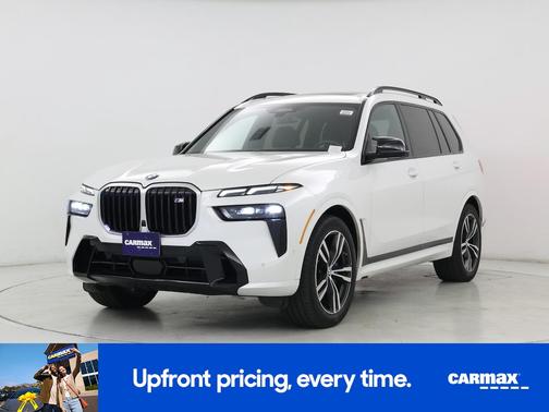 White 2024 BMW X7 M60