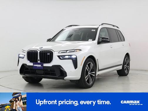 White 2024 BMW X7 M60