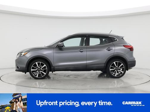 Gray 2017 Nissan Rogue Sport SL