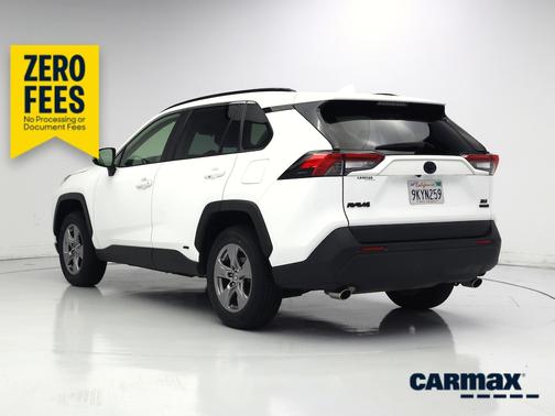 White 2024 Toyota RAV4 Hybrid XLE