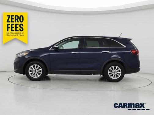 Blue 2019 Kia Sorento LX