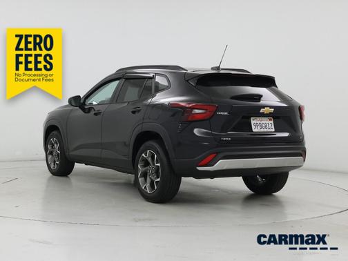 Black 2025 Chevrolet Trax LT