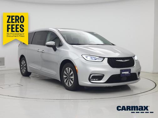 Silver 2023 Chrysler Pacifica Hybrid Limited