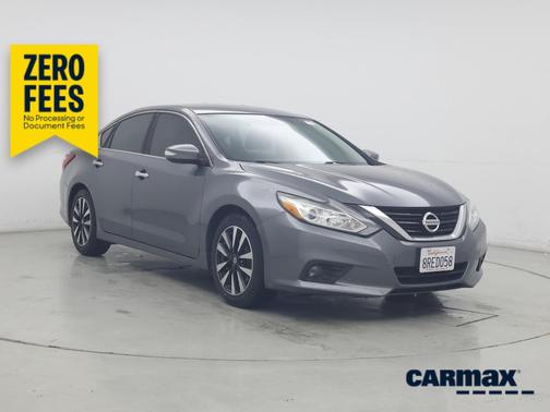Gray 2018 Nissan Altima SL