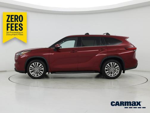 Burgundy 2022 Toyota Highlander Hybrid Platinum