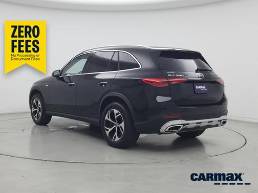 Black 2025 Mercedes-Benz GLC 350e
