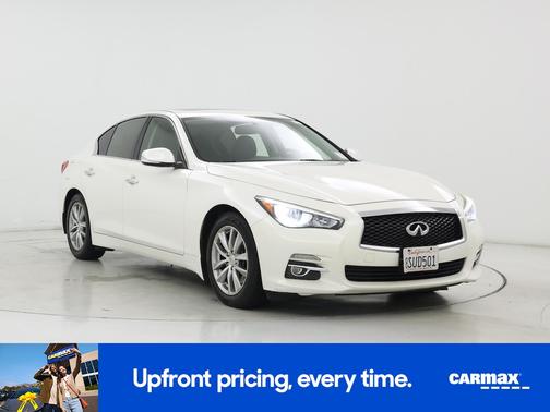 White 2016 INFINITI Q50 Premium