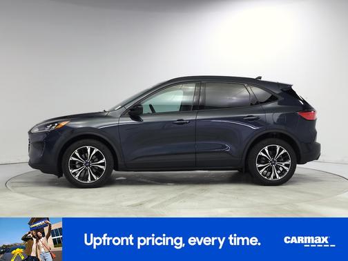 Blue 2022 Ford Escape SE
