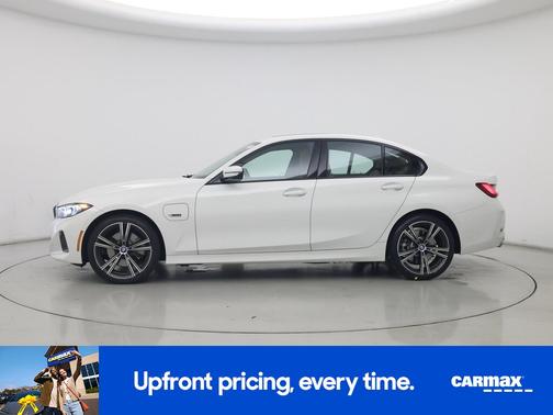 White 2023 BMW 330e