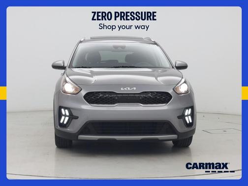 Gray 2022 Kia Niro LX