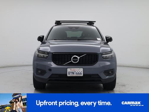 Gray 2021 Volvo XC40 T5 R-Design