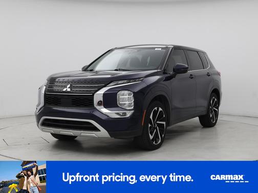 2023 Mitsubishi Outlander SE