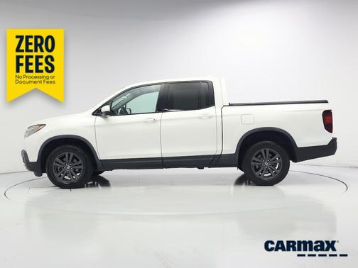 White 2018 Honda Ridgeline Sport