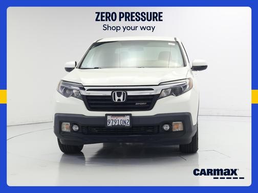 White 2018 Honda Ridgeline Sport