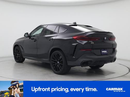 2022 BMW X6 M50i