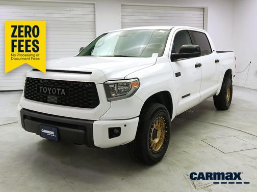 White 2021 Toyota Tundra SR5