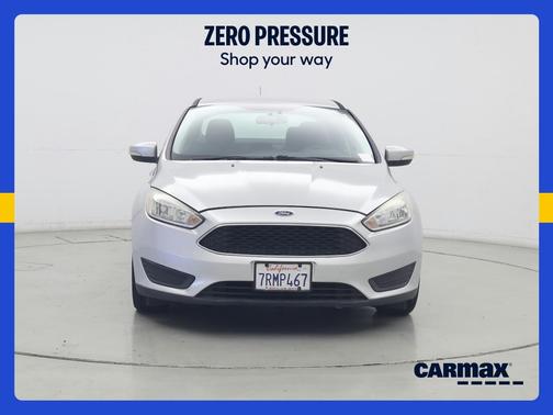 Gray 2016 Ford Focus SE
