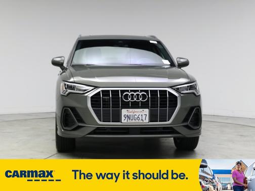2023 Audi Q3 S-Line Premium