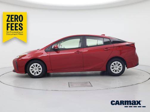 Red 2022 Toyota Prius L ECO
