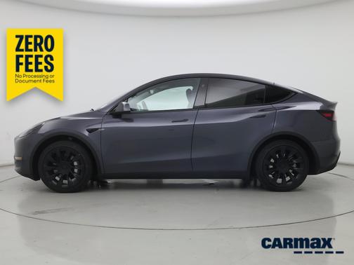Gray 2023 Tesla Model Y Long Range