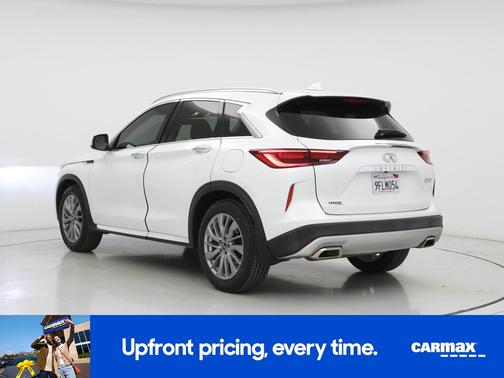 White 2023 INFINITI QX50 Luxe