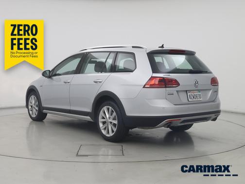 Silver 2017 Volkswagen Golf Alltrack SE