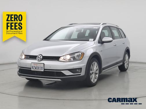 Silver 2017 Volkswagen Golf Alltrack SE