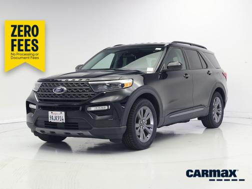 Black 2022 Ford Explorer XLT