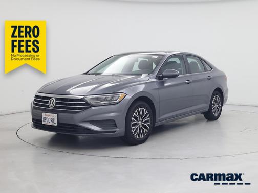 Gray 2020 Volkswagen Jetta SE