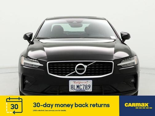 Photo 5 of 26 of 2019 Volvo S60 T5 R-Design
