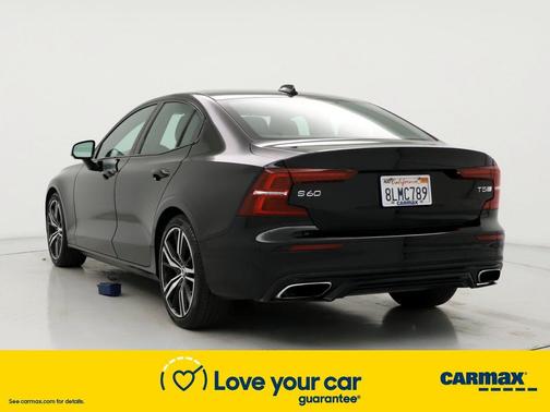Photo 2 of 26 of 2019 Volvo S60 T5 R-Design
