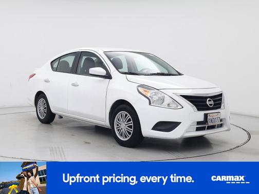 2015 Nissan Versa SV