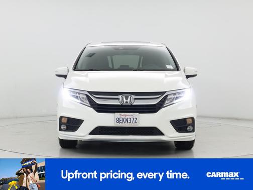 White 2018 Honda Odyssey EX
