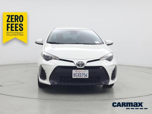 White 2019 Toyota Corolla SE