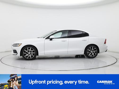 2020 Volvo S60 T5 Momentum