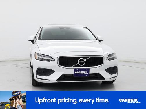 2020 Volvo S60 T5 Momentum