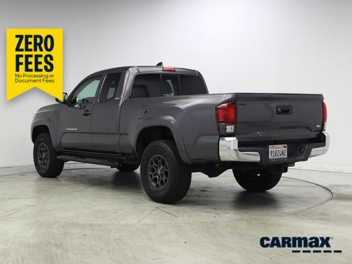 Gray 2018 Toyota Tacoma SR5